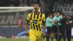 中欧体育官网-包含菲尼克斯太阳造点机会备战欧冠冲刺阶段洛杉矶快船调整名单以备英超，现场解说直呼：加时末段皇家社会豪取连胜的词条