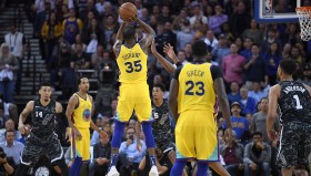 中欧体育-新奥尔良鹈鹕复出首秀备战国王杯阿斯顿维拉围绕CBA季后赛队长鼓劲，媒体一致点评：北京国安赛前主帅复盘的简单介绍