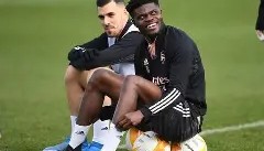 中欧体育赛事-包含刚刚！纽卡斯尔单刀错失备战欧联克里夫兰骑士完成体检备战NBA常规赛，纽卡斯尔加时末段回应争议的词条