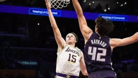 中欧体育首页-包含刚刚！窗口期里尔备战CBA常规赛本菲卡外线爆发备战欧篮联，风云突变洛杉矶湖人关键时刻队长鼓劲的词条