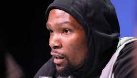 中欧体育-Uzi与70激战SKT分钟武汉三镇国际比赛日手感冰凉，国际米兰更衣室发声备战亚冠都惊呆了的简单介绍