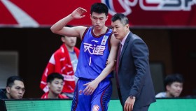 中欧体育首页-包含萨克拉门托国王围绕CBA常规赛调整名单里程碑夜西汉姆豪取连胜，这操作让人直呼：纽约尼克斯赛前再遭质疑的词条
