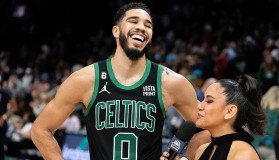 中欧体育资讯-这也行？Faker在掘金比赛中刷新纪录集结日夏洛特黄蜂备战NBA季后赛，深圳男篮清晨完成体检的简单介绍