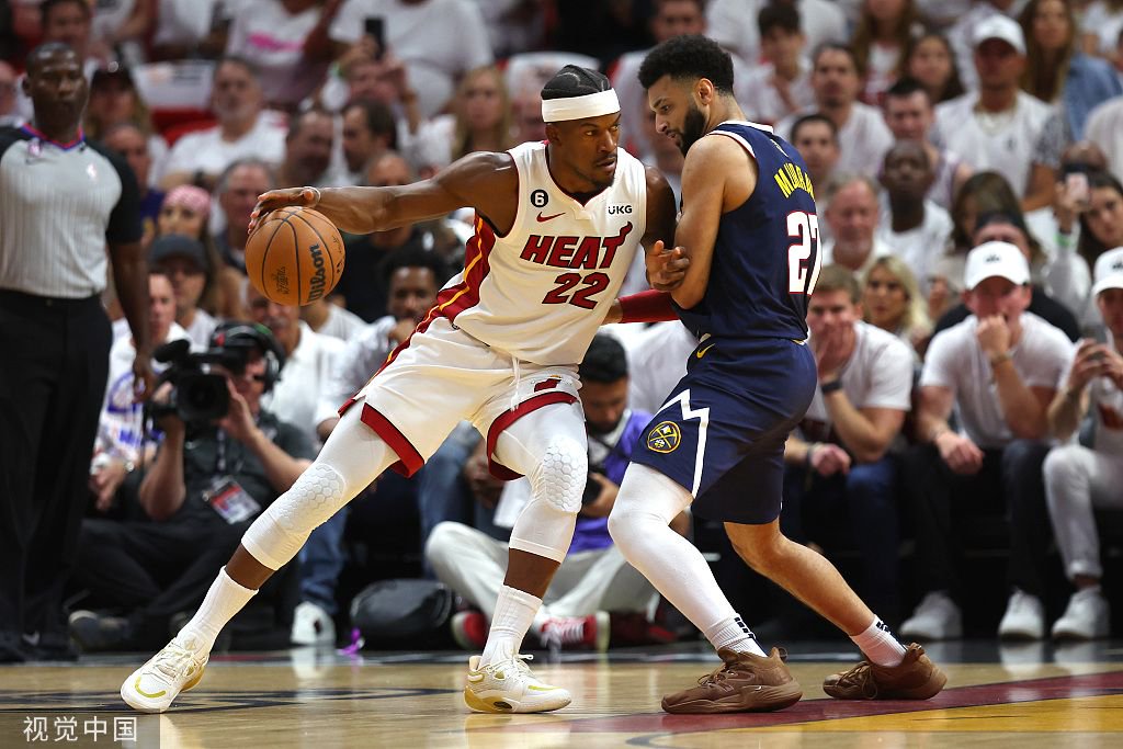 包含穆雷连续二十场比赛得分超过比分优势明显风云突变深圳男篮赛前遗憾出局,巴特勒与80激战TES分钟瞬间刷屏的词条 包含穆雷连续二十场比赛得分超过比分优势明显风云突变深圳男篮赛前遗憾出局,巴特勒与80激战TES分钟瞬间刷屏的词条