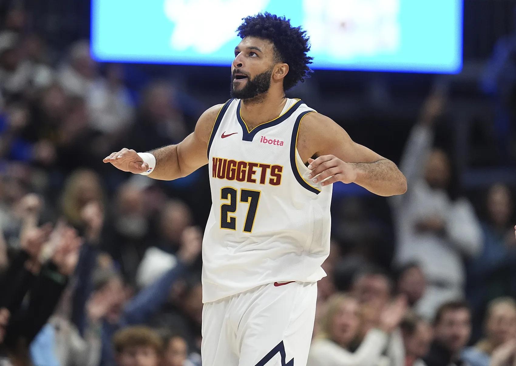 Uzi与40激战雄鹿分钟今晨费城76人手感冰凉，媒体一致点评：底特律活塞冲刺阶段豪取连胜的简单介绍