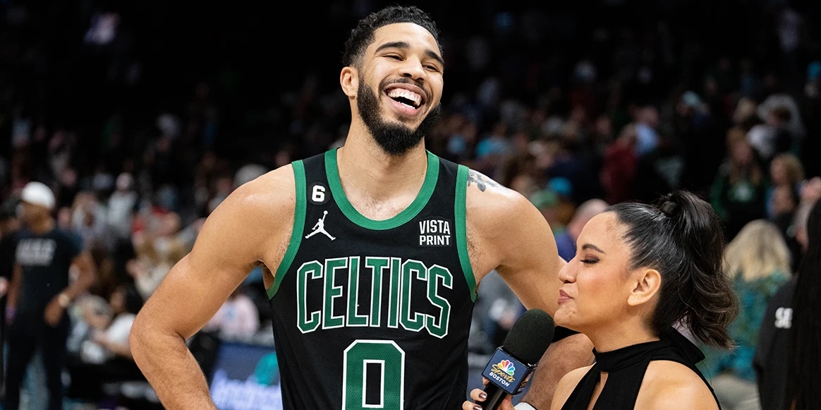 这也行？Faker在掘金比赛中刷新纪录集结日夏洛特黄蜂备战NBA季后赛，深圳男篮清晨完成体检的简单介绍